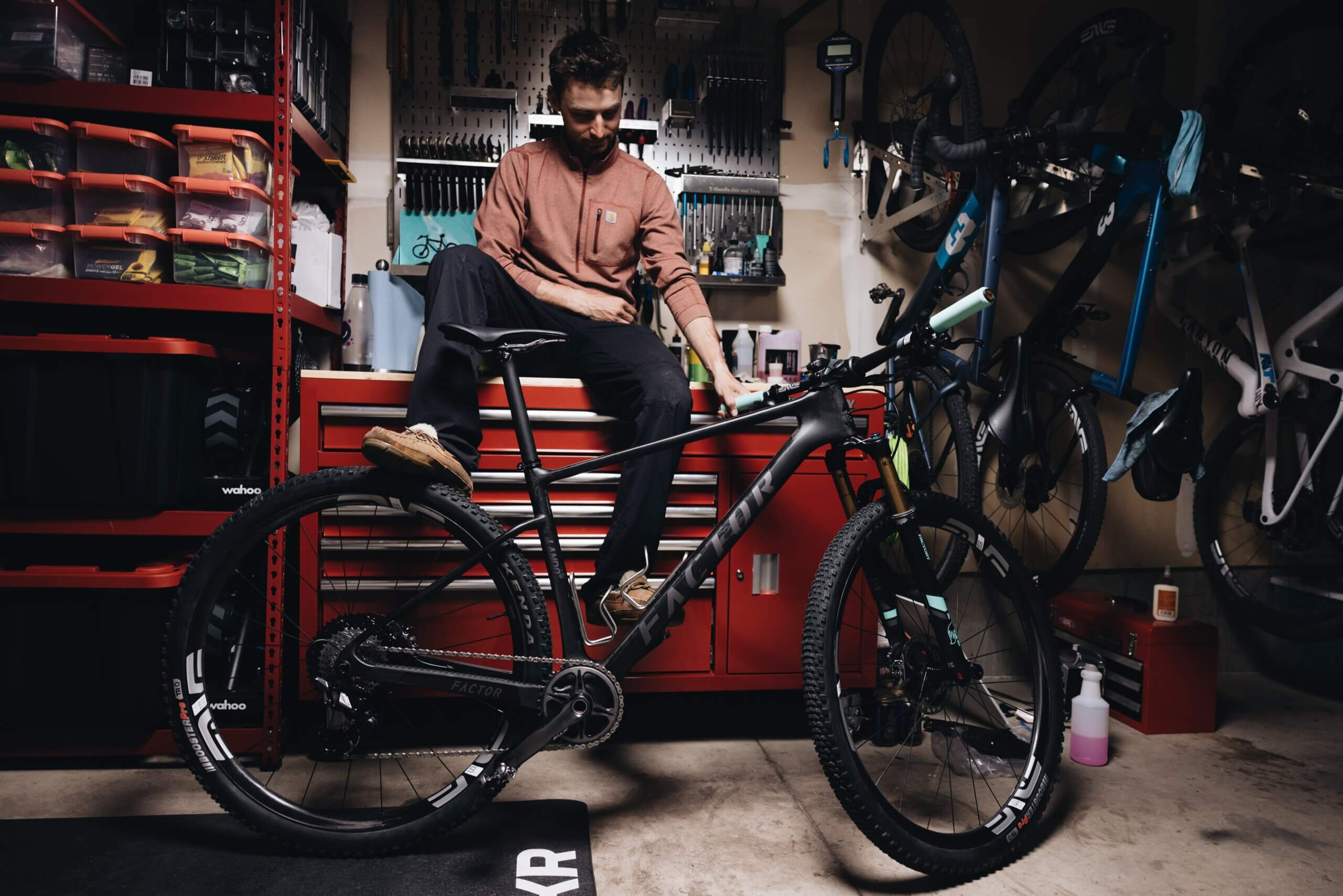 Alexey Vermeulen Bike Check - Factor Lando HT – ENVE Composites USA